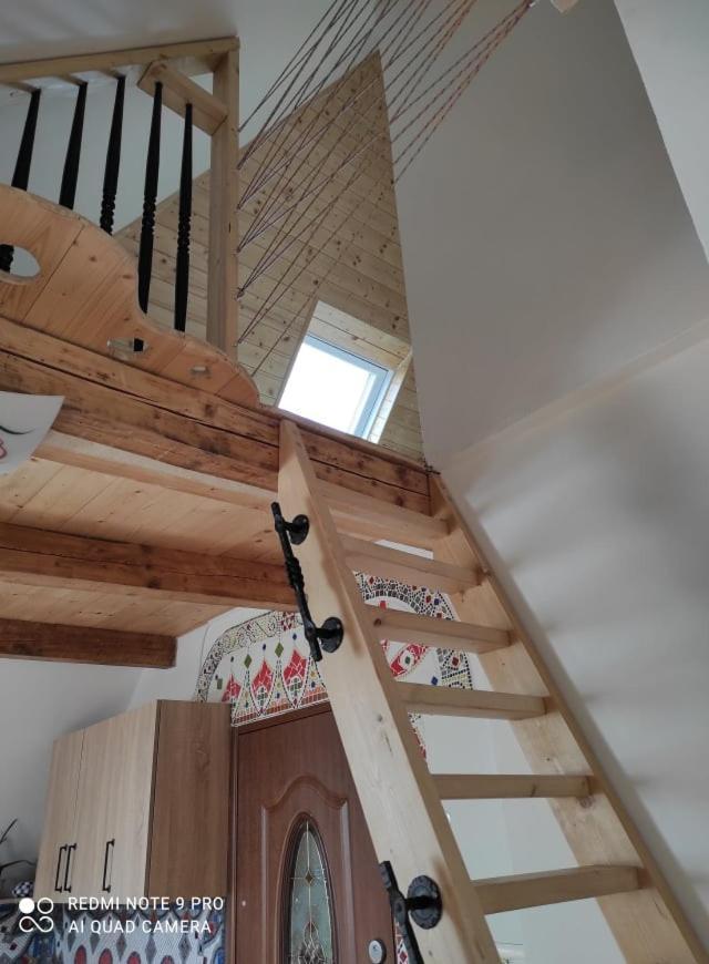 Art-House 4 Attic Apartment 데친 외부 사진